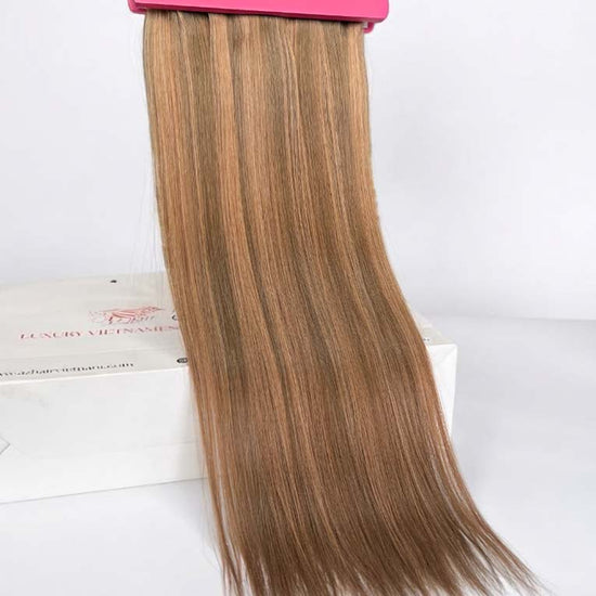 Highlight (#4/#7C) Regular Clip In Hair Extensions 150g Hero
